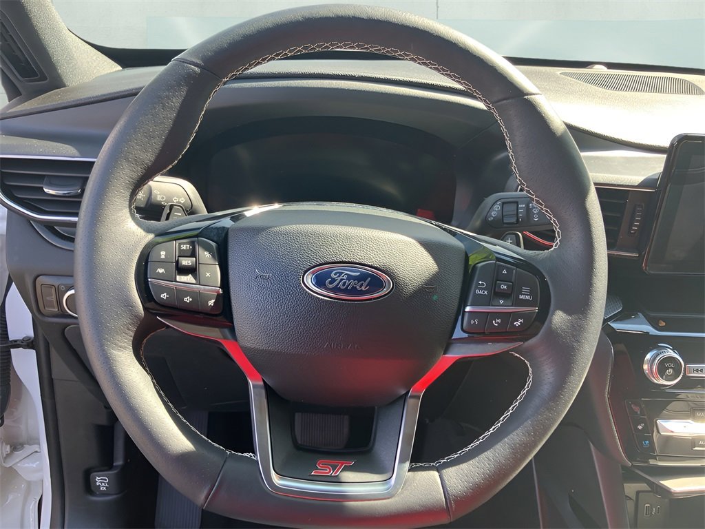 Used 2023 Ford Explorer ST w/ Equipment Group 401A image 11