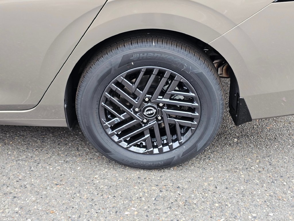 New 2026 Nissan Sentra SV w/ Floor Mat Package FWD image 9
