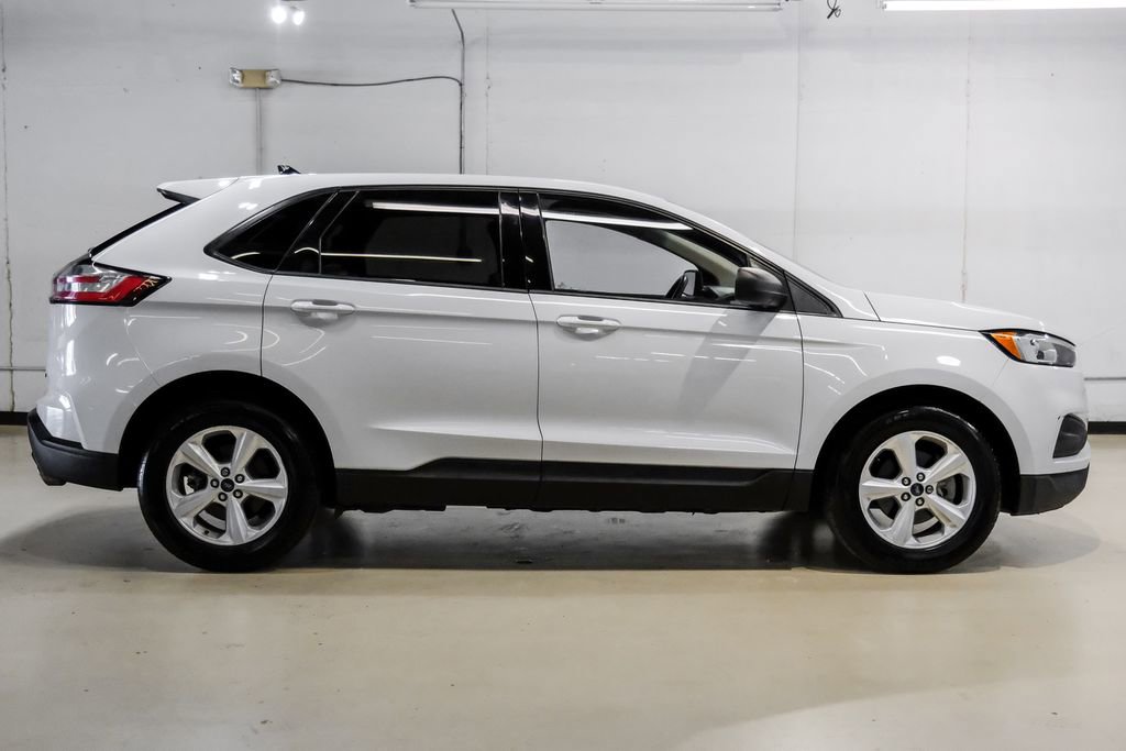 Used 2019 Ford Edge SE image 7