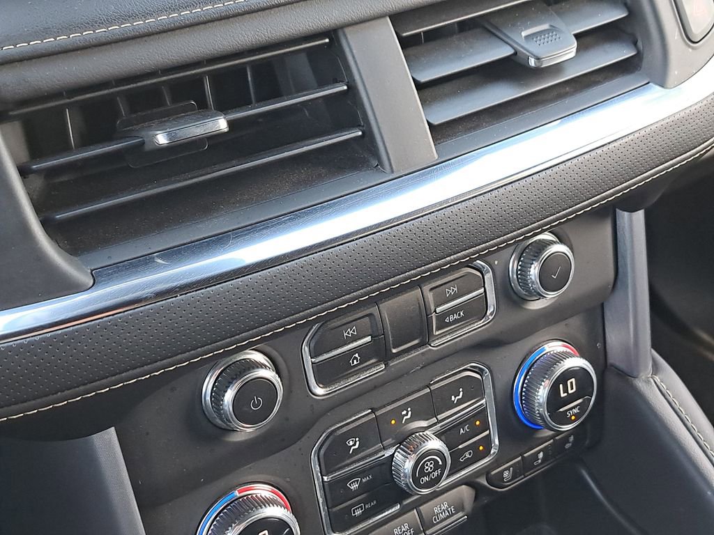 Used 2023 GMC Yukon SLT image 23