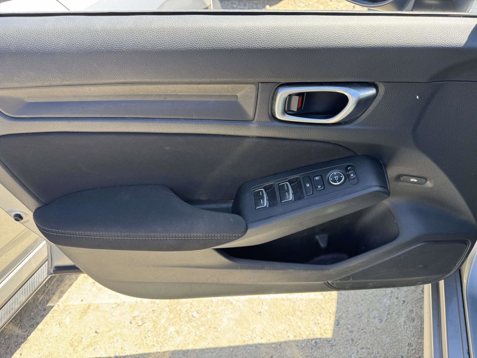 Used 2022 Honda Civic LX image 12