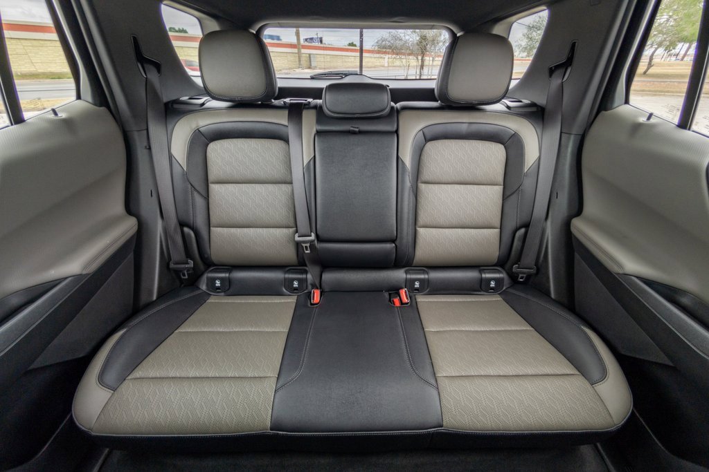 Used 2026 Chevrolet Equinox LT w/ Convenience Package II image 16