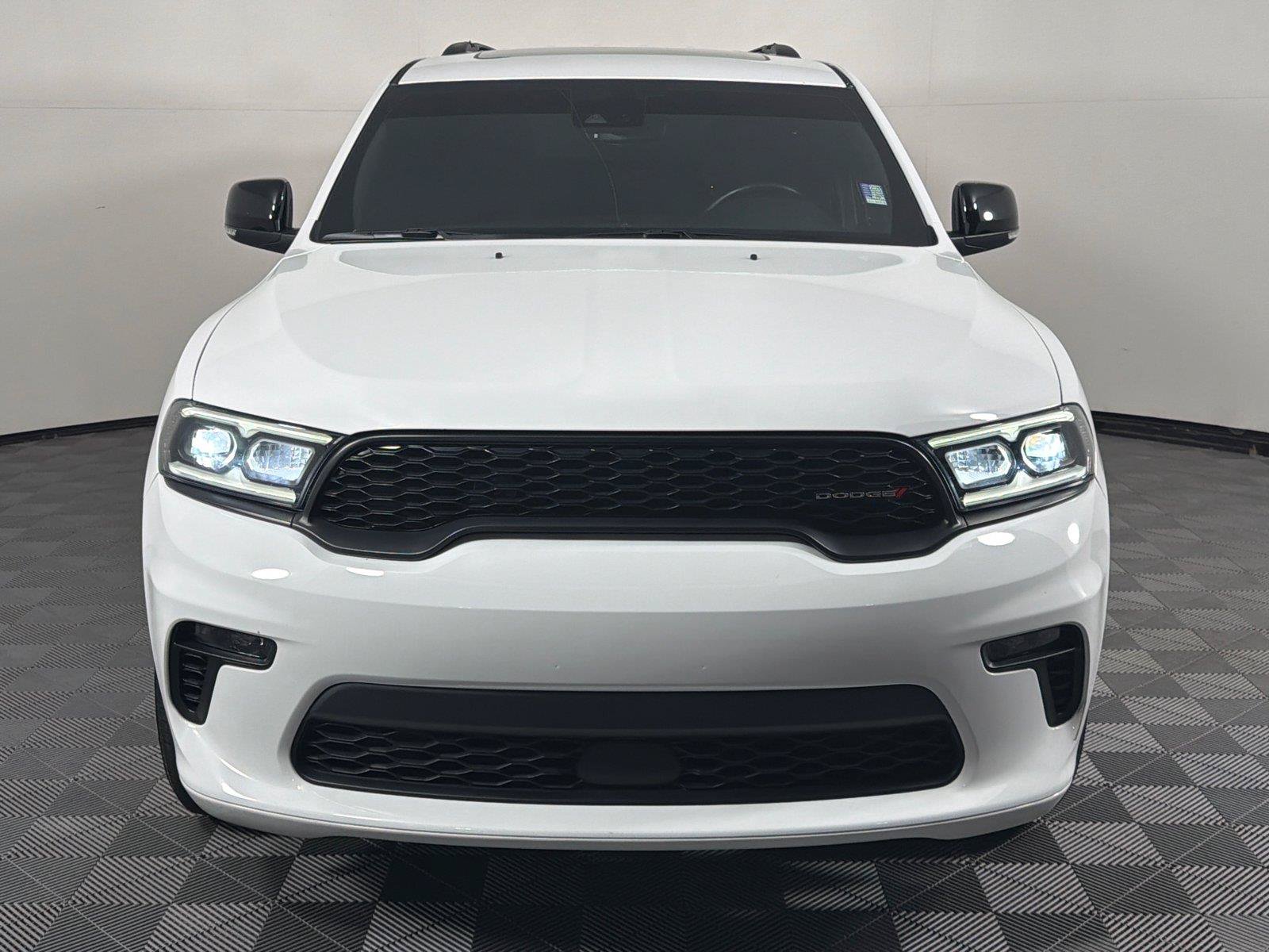 Used 2023 Dodge Durango GT RWD image 2