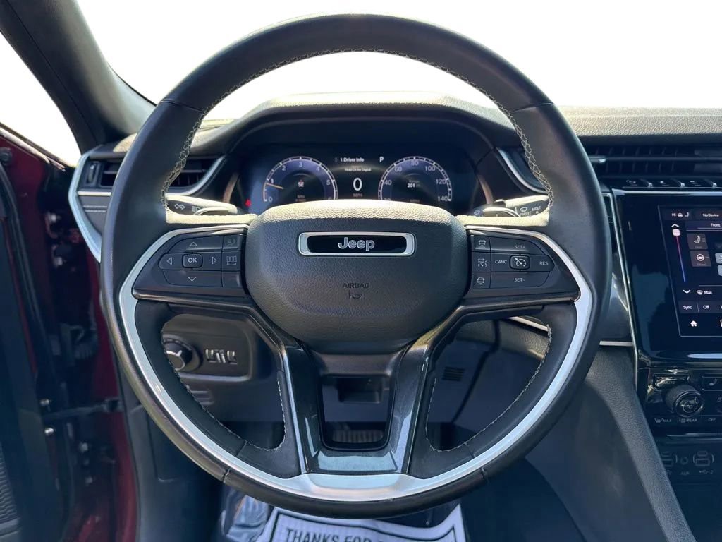 Used 2023 Jeep Grand Cherokee L Laredo image 15