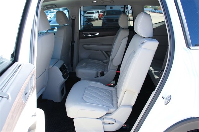 New 2026 Volkswagen Atlas SEL Premium R-Line image 24