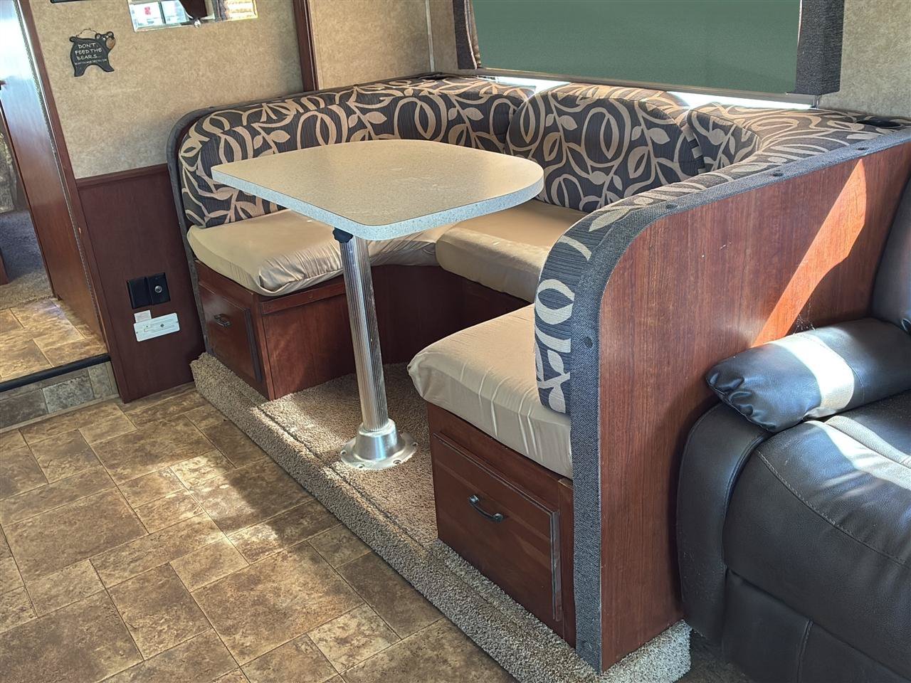 Used 2014 Ford E-450 and Econoline 450 Super Duty w/ Motorhome Prep Package RWD image 12