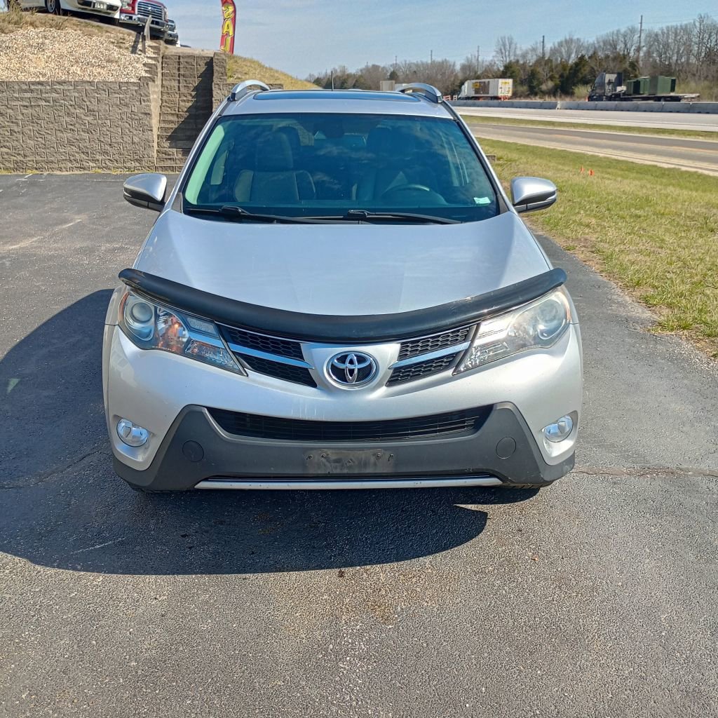 Used 2014 Toyota RAV4 Limited w/ Technology Package image 8