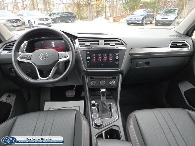Used 2024 Volkswagen Tiguan Wolfsburg Edition AWD/4WD image 17