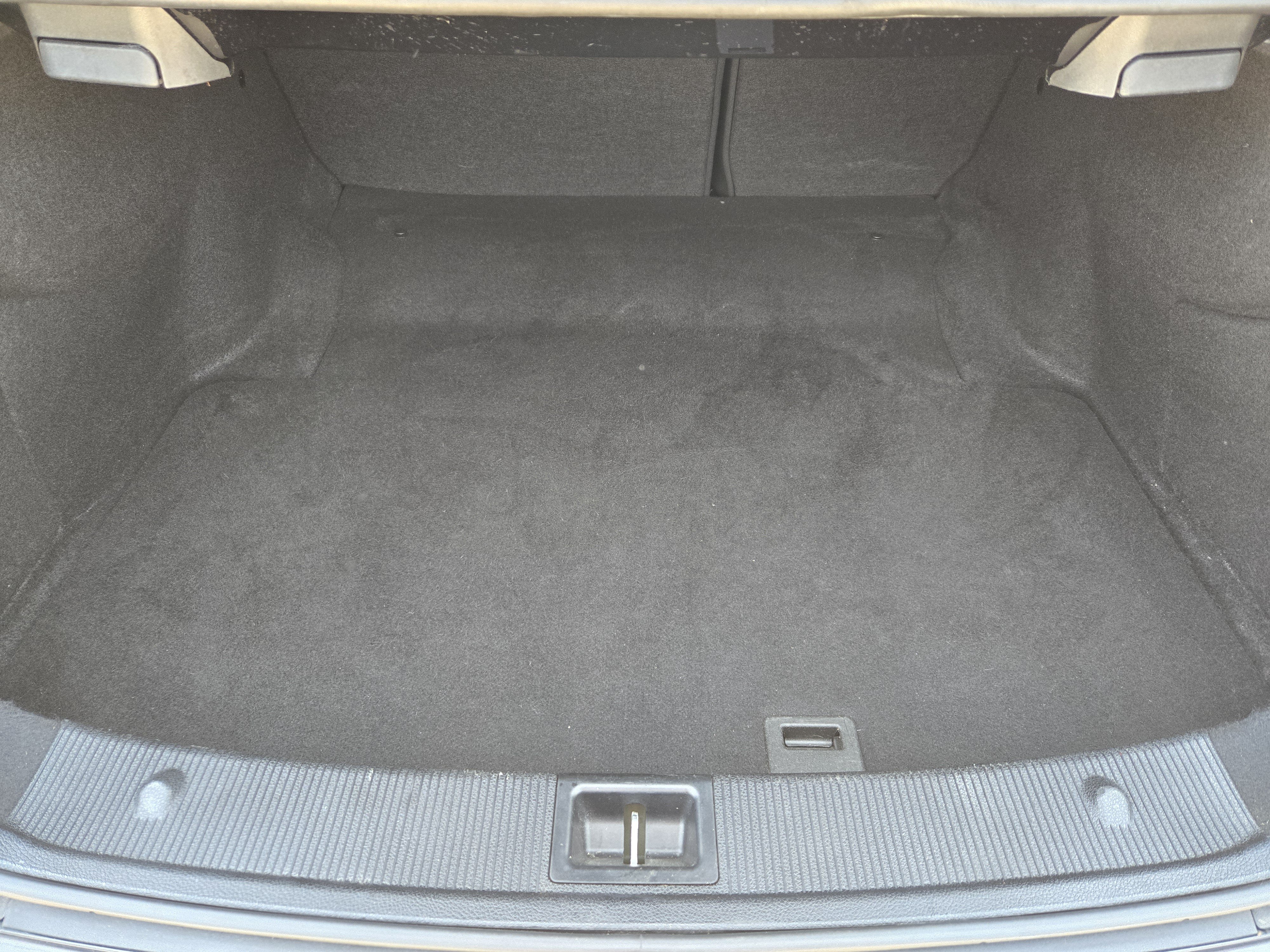 Used 2013 Mercedes-Benz C 250 Coupe image 39