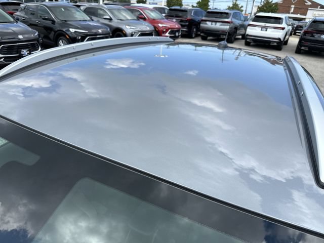 Certified 2023 Buick Encore GX Select w/ Sport Touring Package AWD/4WD image 31