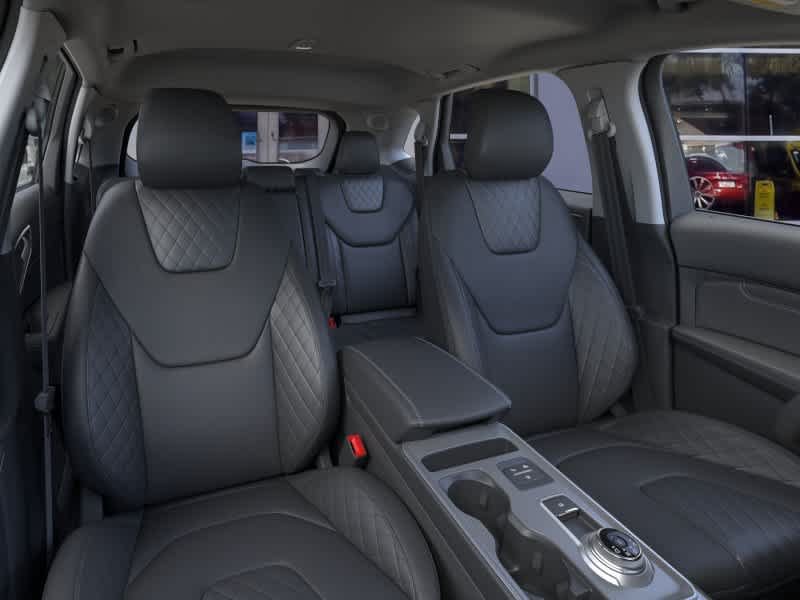 New 2024 Ford Edge Titanium w/ Equipment Group 301A AWD/4WD image 10