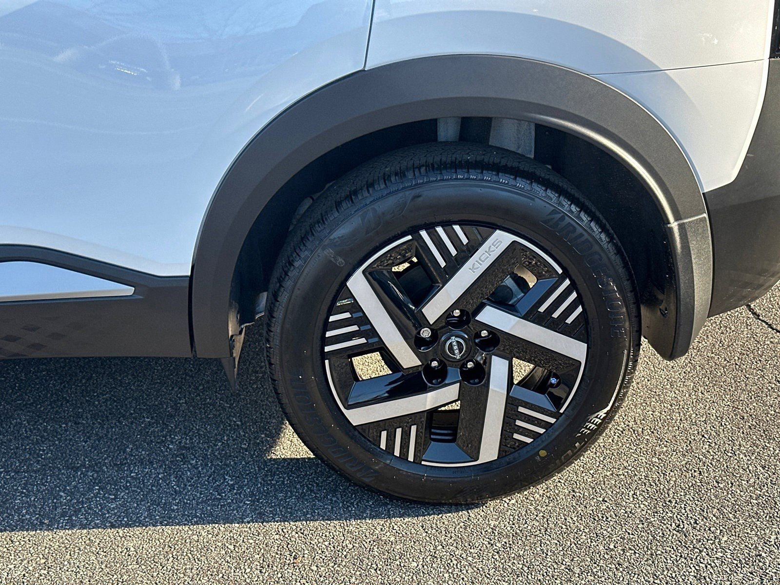 New 2026 Nissan Kicks SV w/ SV Premium Package image 19