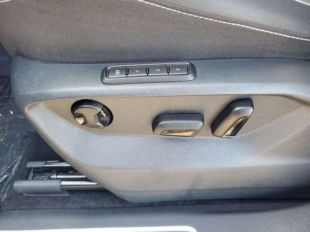 Used 2024 Volkswagen Tiguan SEL R-Line image 20