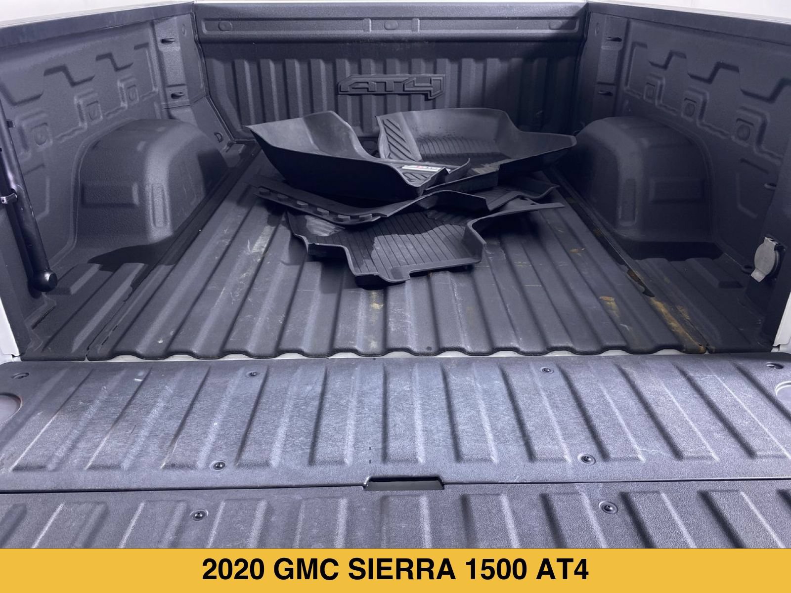 Used 2020 GMC Sierra 1500 AT4 w/ AT4 Premium Package AWD/4WD image 15