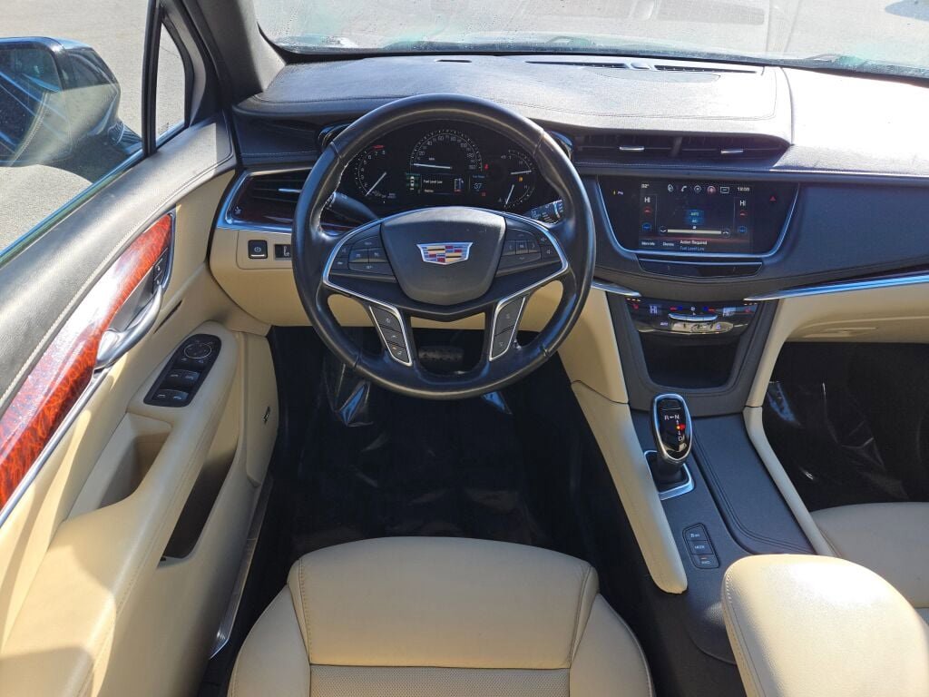 Used 2019 Cadillac XT5 Luxury image 19