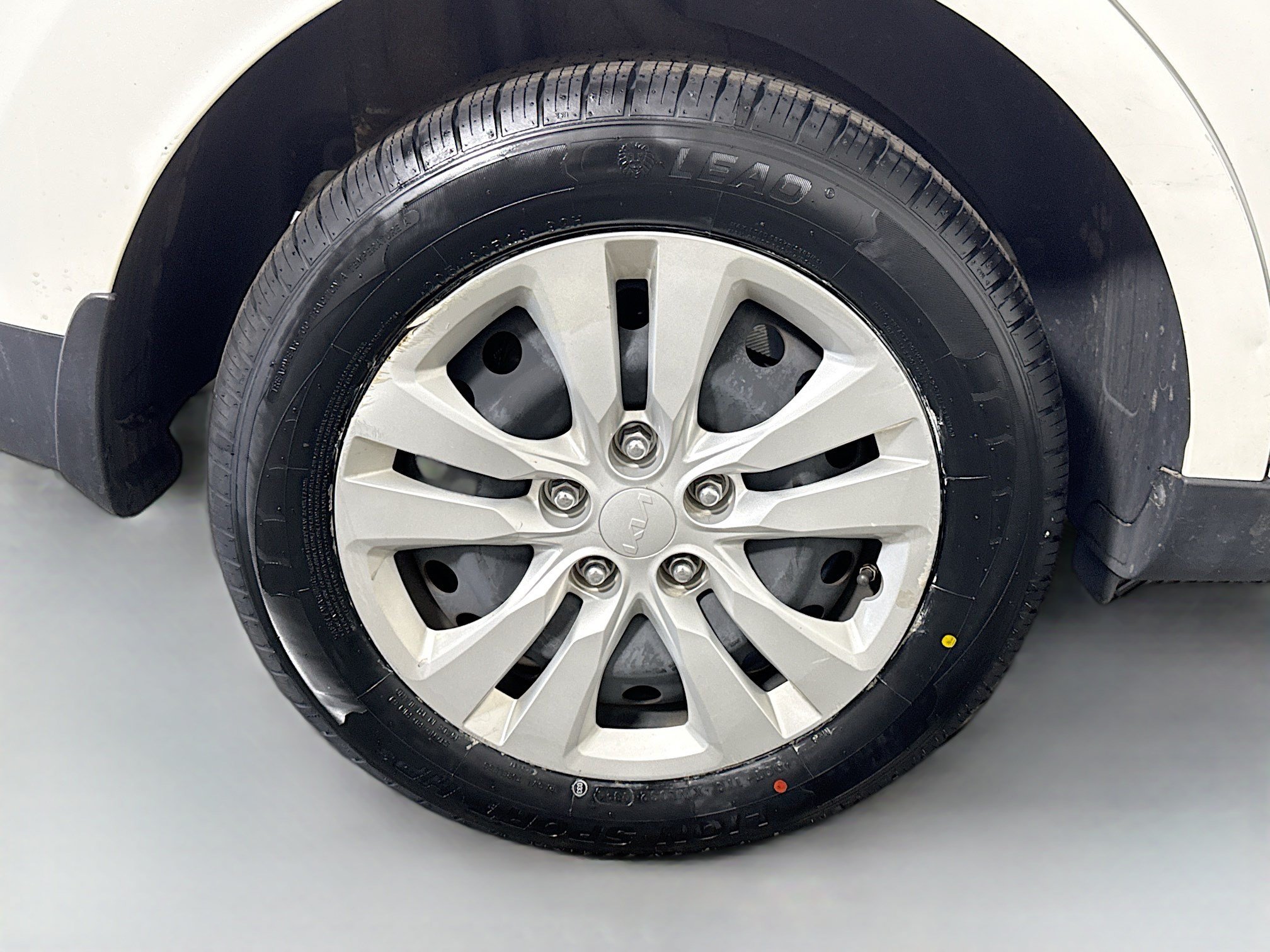 Used 2023 Kia Soul LX FWD image 32