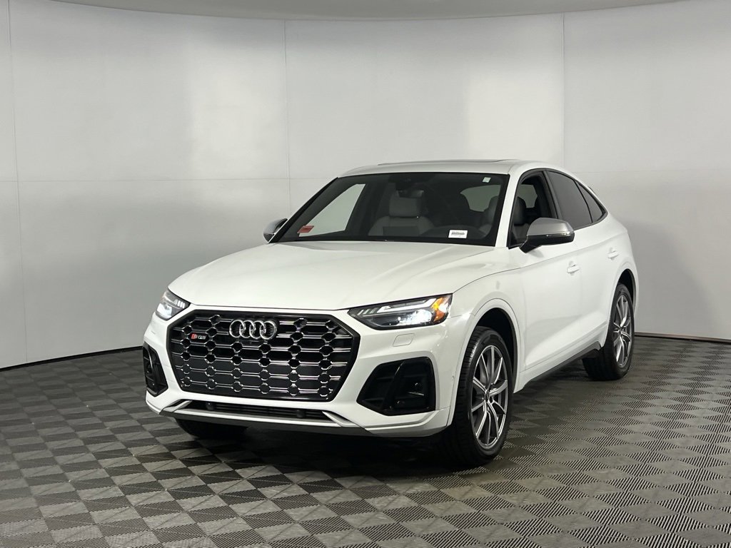 Used 2023 Audi SQ5 Prestige w/ Prestige Package image 3