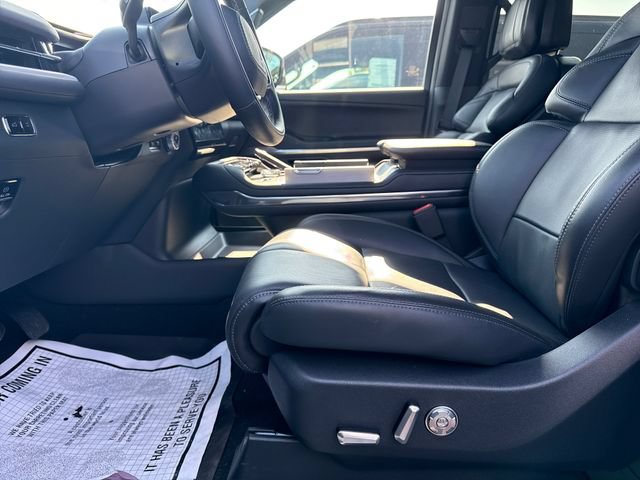 Used 2025 Lincoln Navigator Reserve w/ Jet Appearance Package AWD/4WD image 25