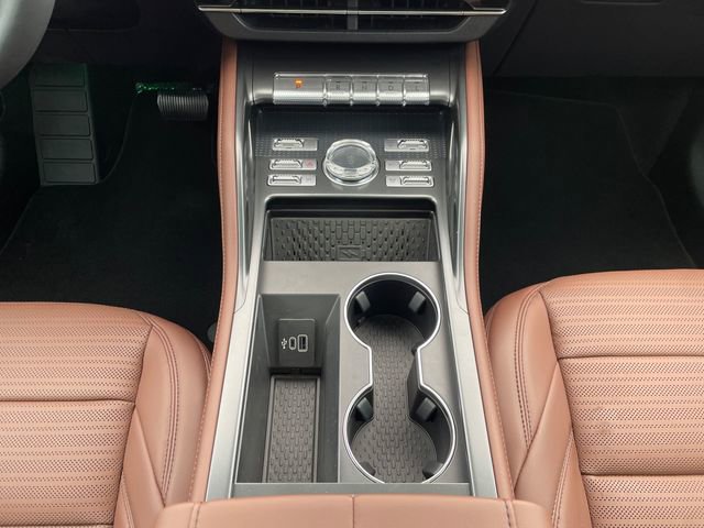 New 2026 Lincoln Nautilus Reserve AWD/4WD image 11