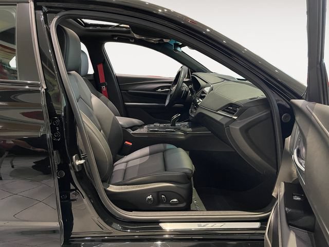 Used 2023 Cadillac CT4 V Blackwing w/ Driver Assist Package RWD image 15