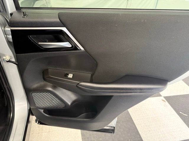 Used 2022 Mitsubishi Outlander ES image 23