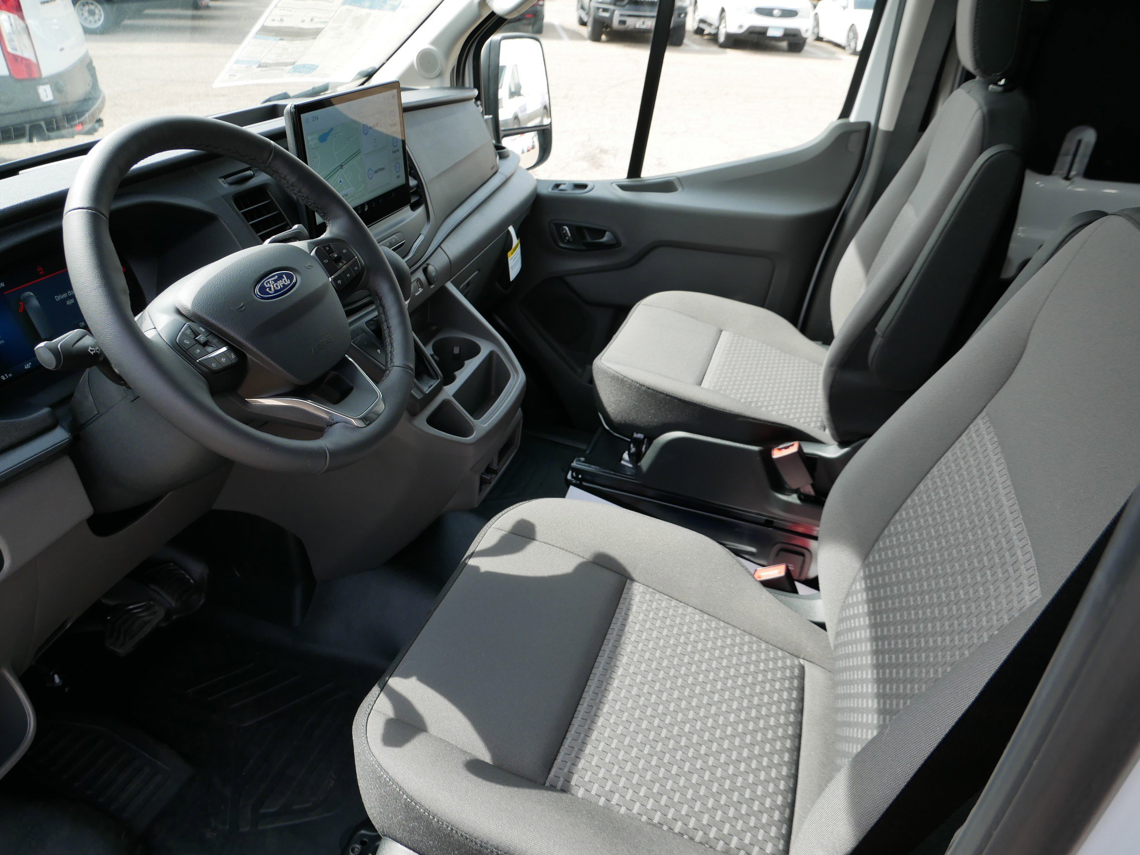 New 2026 Ford Transit 250 148 Medium Roof w/ Load Area Protection Package image 5