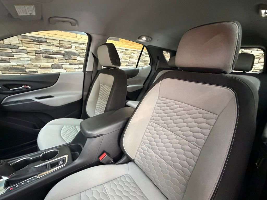 Used 2021 Chevrolet Equinox LS image 12