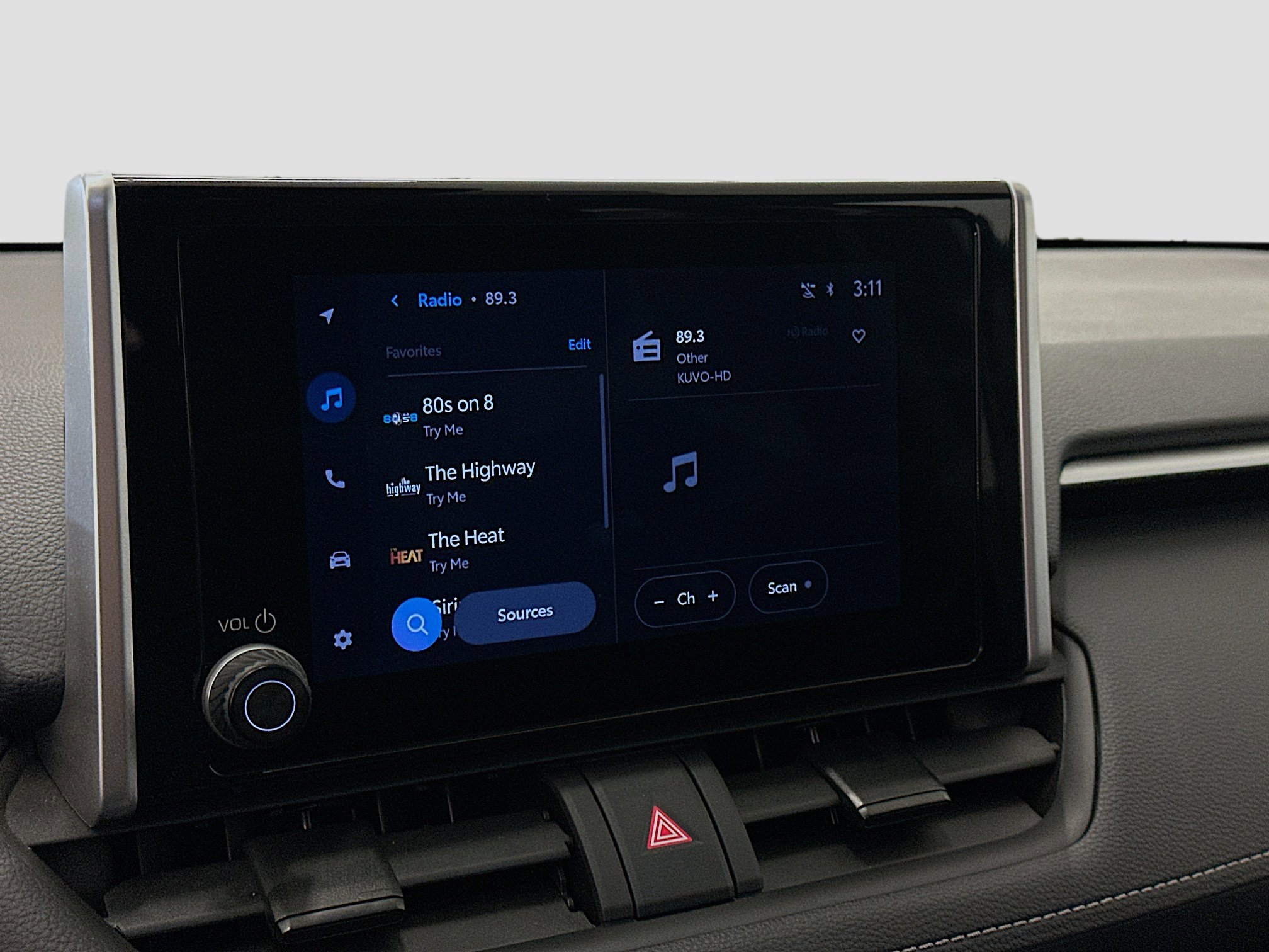 Used 2024 Toyota RAV4 XLE image 21