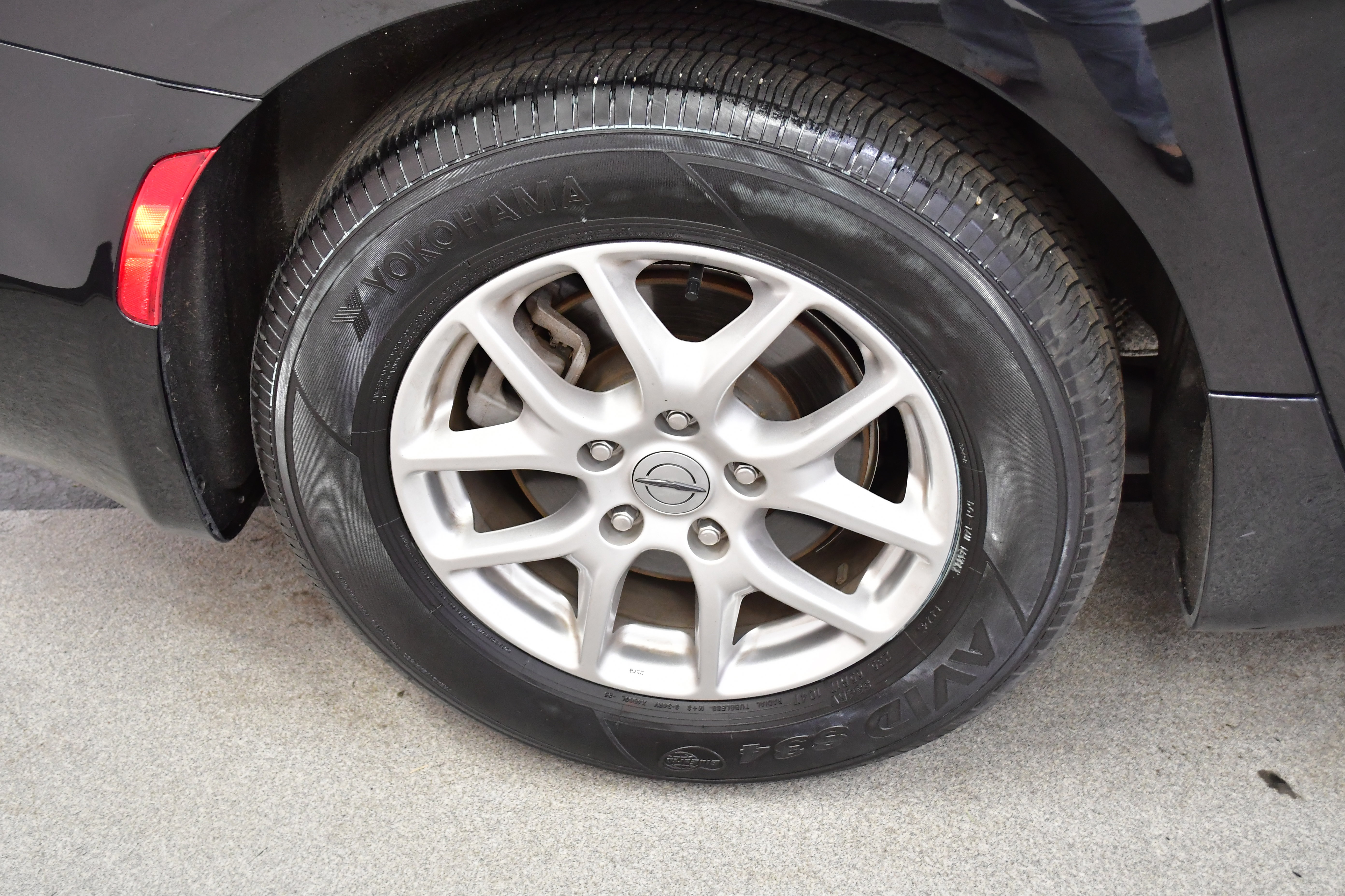 Used 2025 Chrysler Pacifica Select FWD image 39