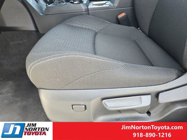 Used 2025 Toyota 4Runner SR5 AWD/4WD image 24