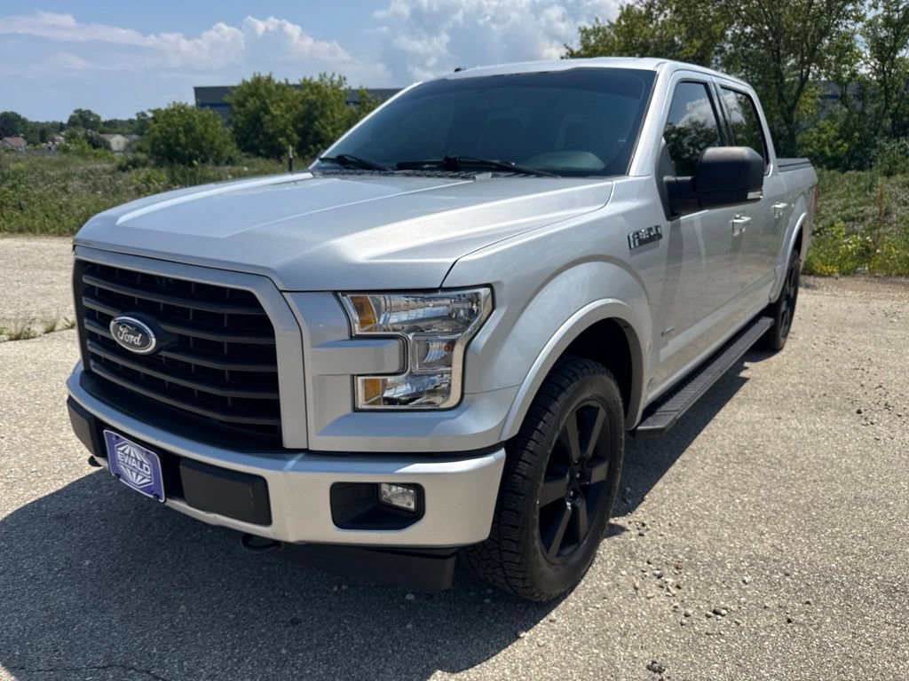 Used 2017 Ford F150 XLT w/ Equipment Group 302A Luxury AWD/4WD image 5