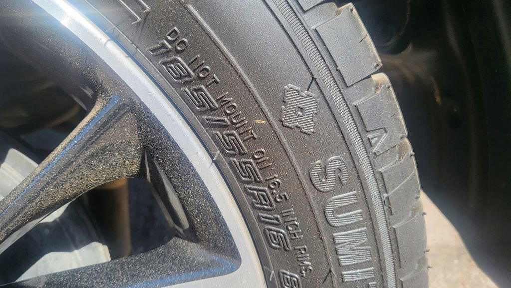 Used 2018 Honda Fit EX-L image 15