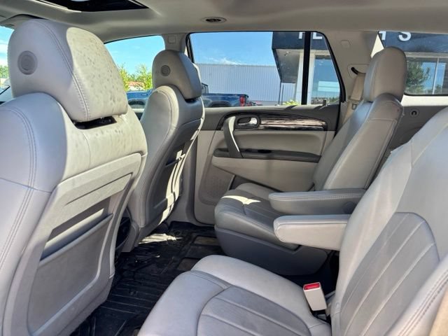 Used 2017 Buick Enclave Leather w/ Trailering Package AWD/4WD image 9