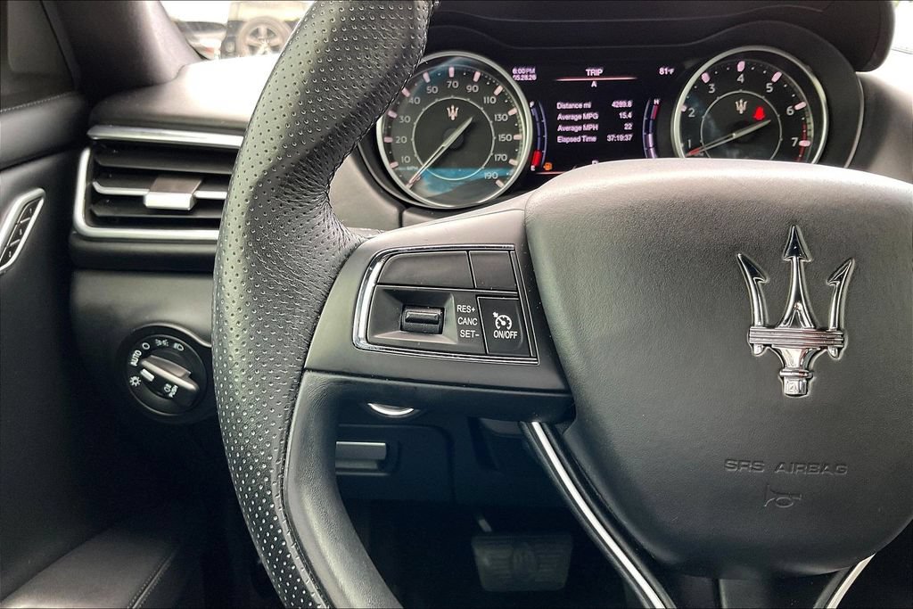 Used 2021 Maserati Ghibli RWD image 11