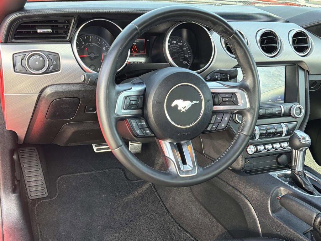 Used 2022 Ford Mustang Premium image 18