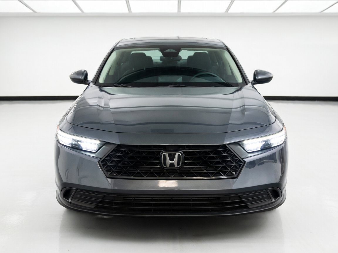 Used 2024 Honda Accord EX image 2