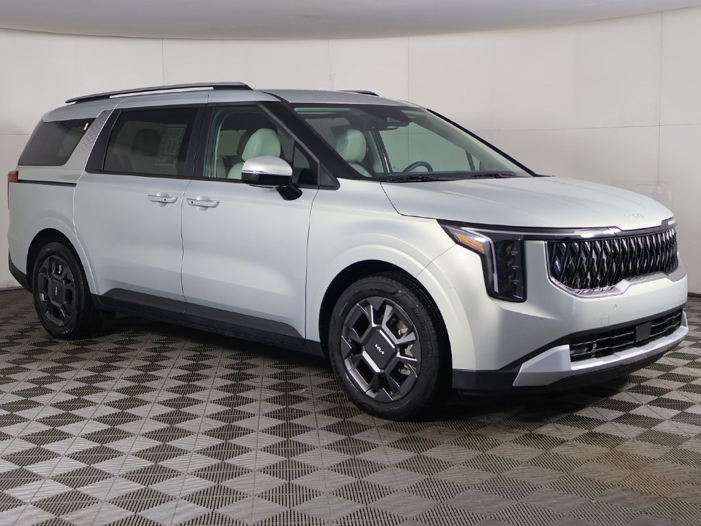 Used 2025 Kia Carnival EX image 52