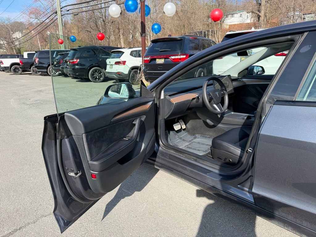 Used 2023 Tesla Model 3 Performance image 13