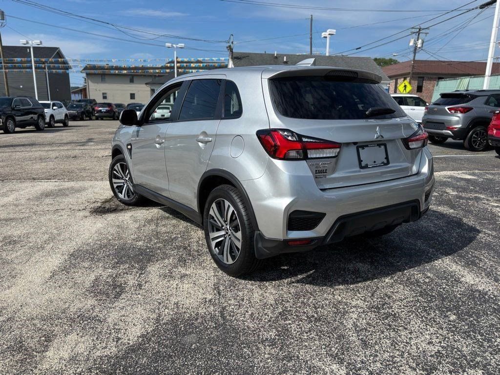 Used 2024 Mitsubishi Outlander Sport ES image 3