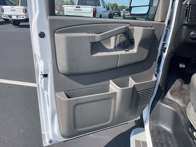 Used 2024 Chevrolet Express 2500 w/ Driver Convenience Package image 13