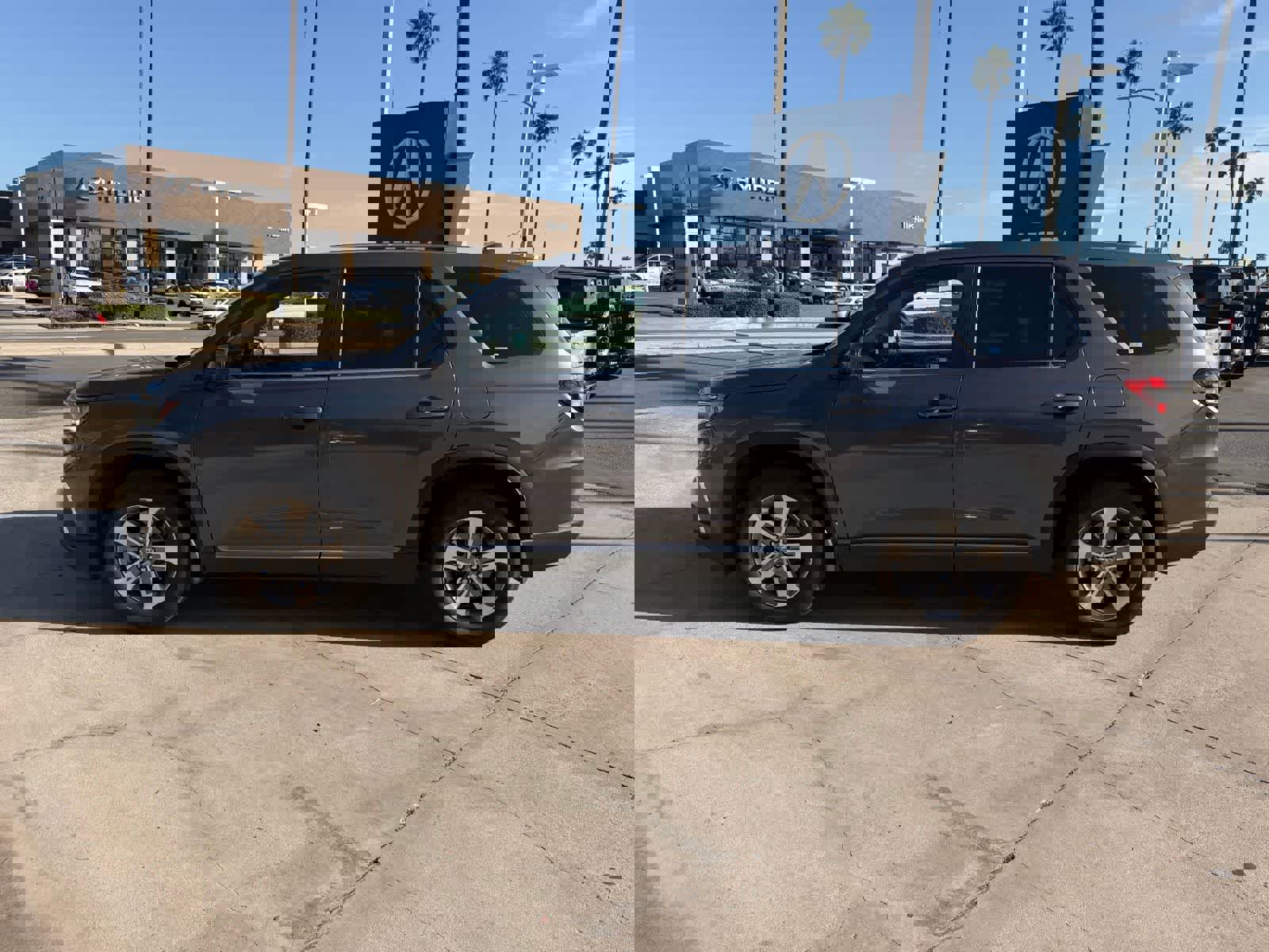 Used 2023 Honda Pilot EX-L image 2