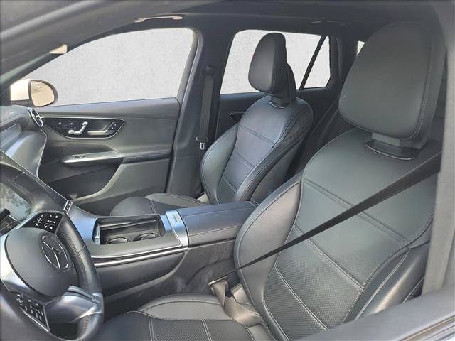 Used 2024 Mercedes-Benz GLC 300 image 13