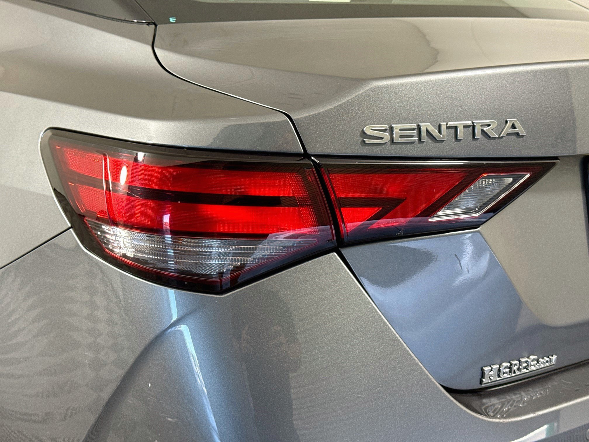 Used 2020 Nissan Sentra SV FWD image 36