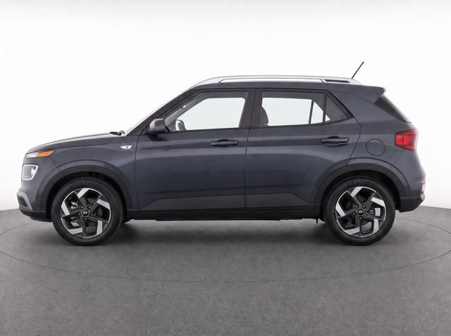 Used 2025 Hyundai Venue SEL FWD image 4
