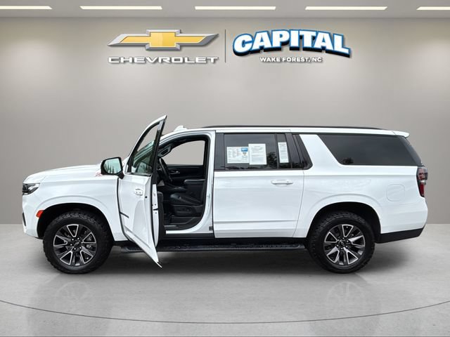 Used 2024 Chevrolet Suburban Z71 w/ Luxury Package AWD/4WD image 9