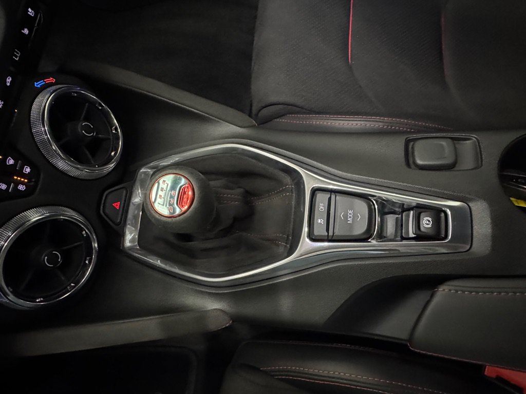 Used 2017 Chevrolet Camaro ZL1 RWD image 21