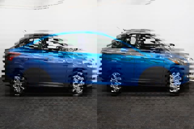 Used 2012 Ford Focus SE image 4