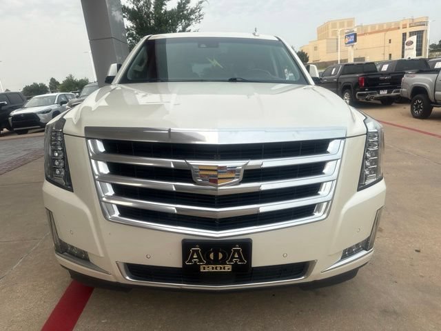 Used 2015 Cadillac Escalade Premium AWD/4WD image 2