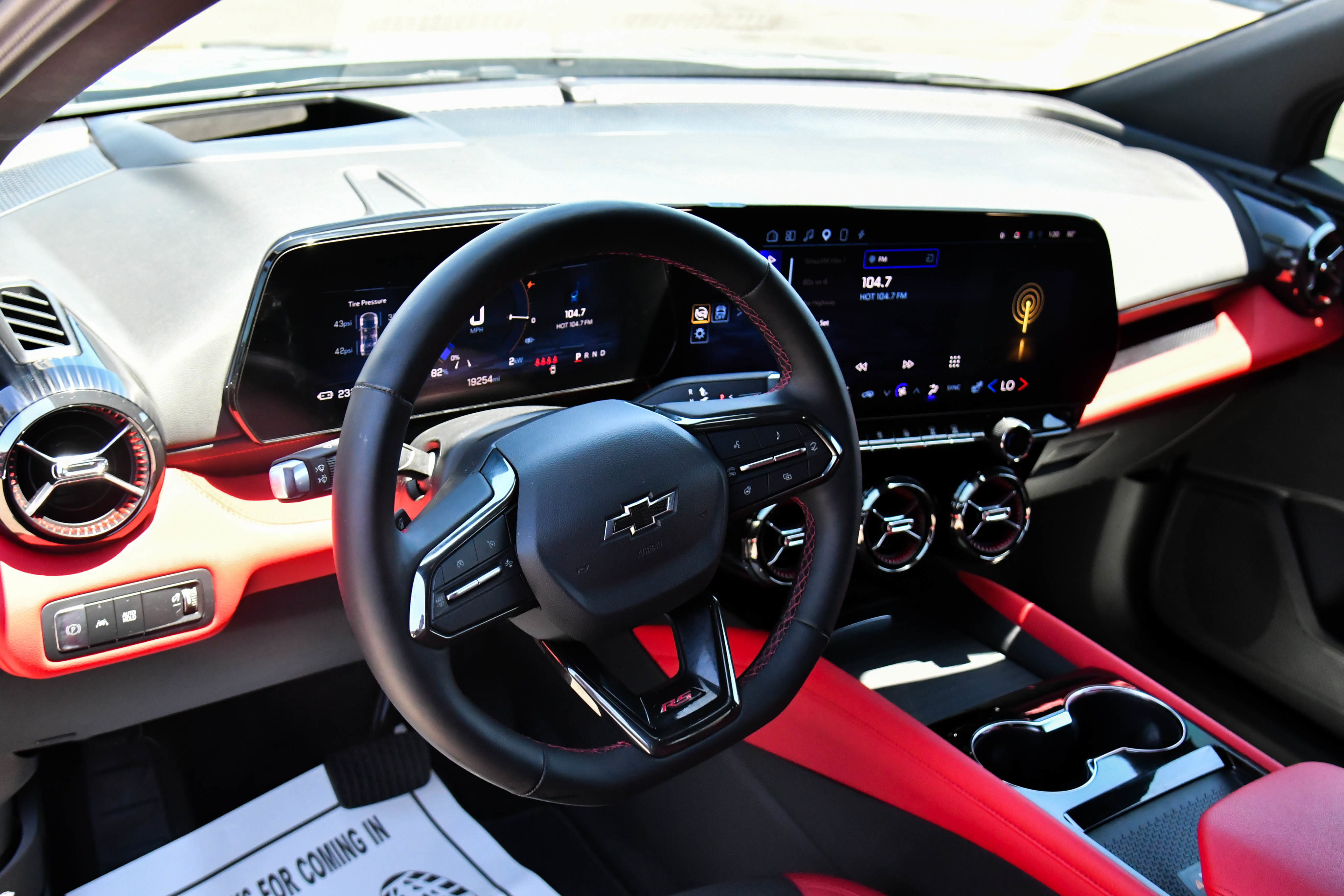 Used 2024 Chevrolet Blazer EV RS AWD/4WD image 16