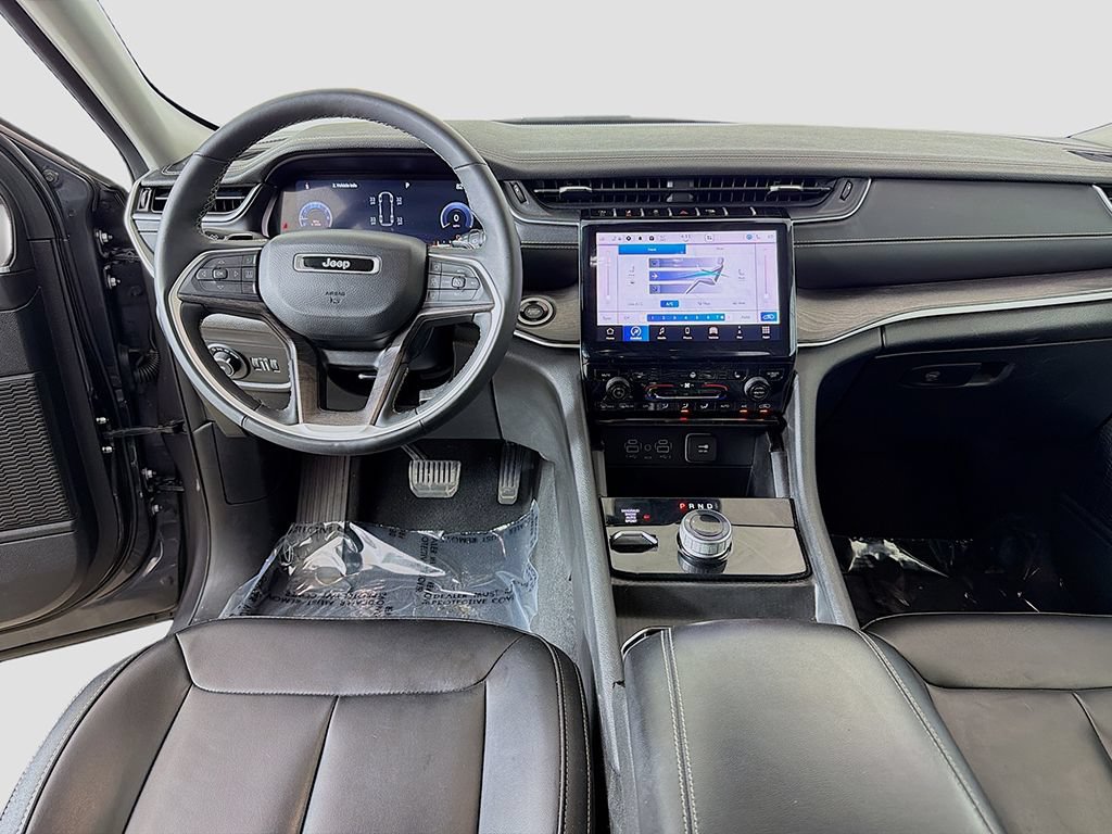 Used 2024 Jeep Grand Cherokee L Limited AWD/4WD image 29